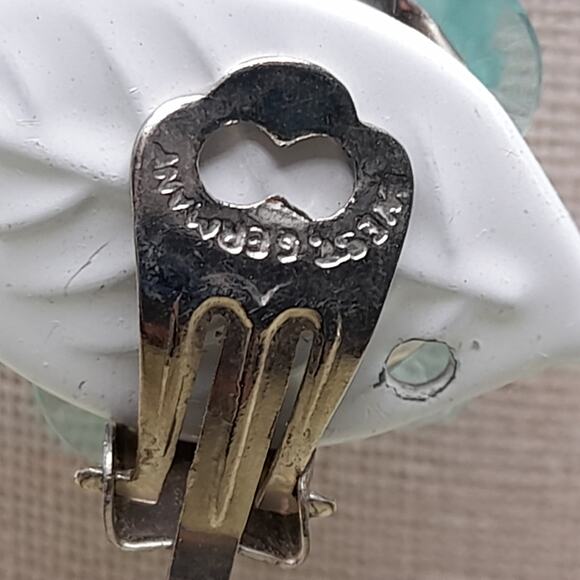 Vintage West Germany Aqua Lucite Bead Necklace Earrings Set, 1940s - Picture 9 of 13